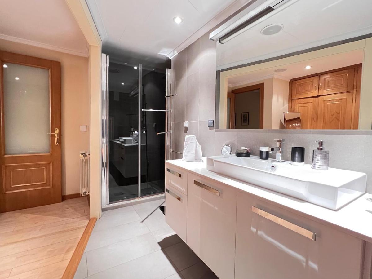 Housingleon Ordono II Apartment Bagian luar foto